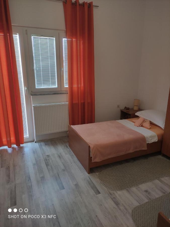 Apartmani Lana 希贝尼克 外观 照片
