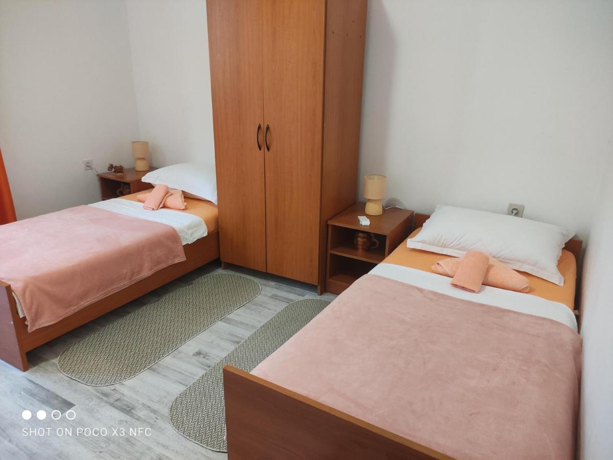 Apartmani Lana 希贝尼克 外观 照片