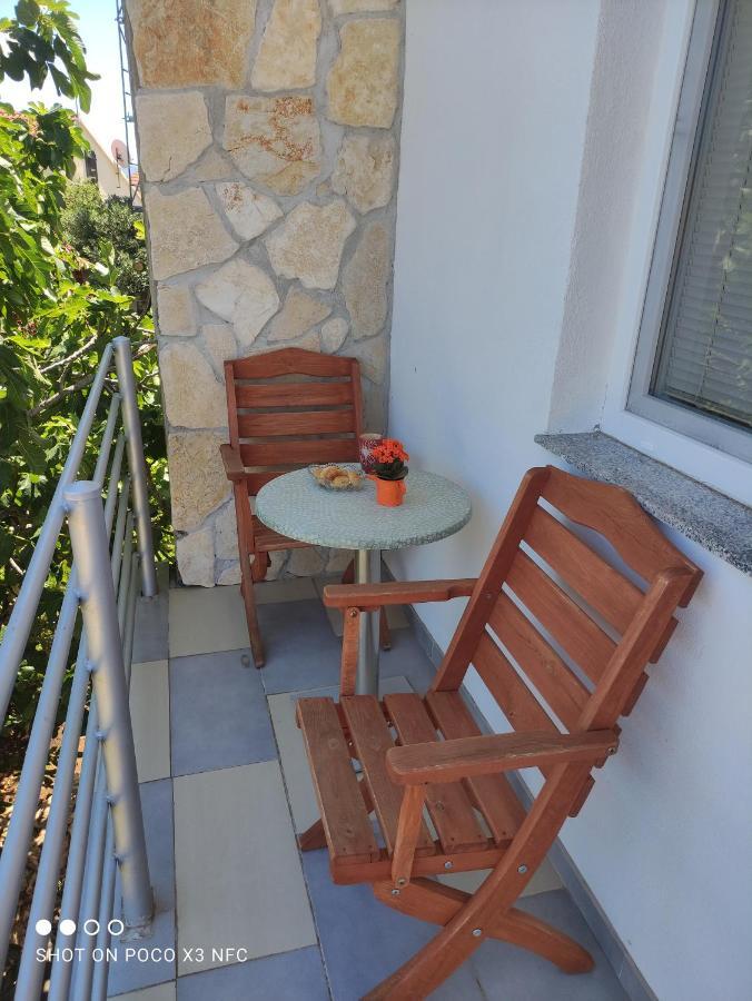 Apartmani Lana 希贝尼克 外观 照片
