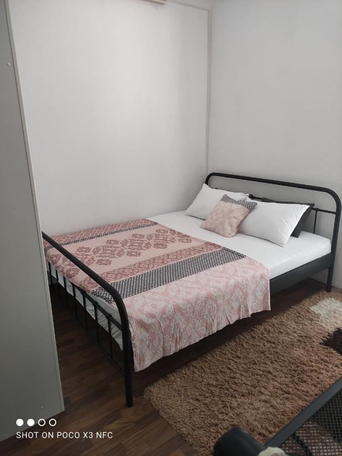 Apartmani Lana 希贝尼克 客房 照片